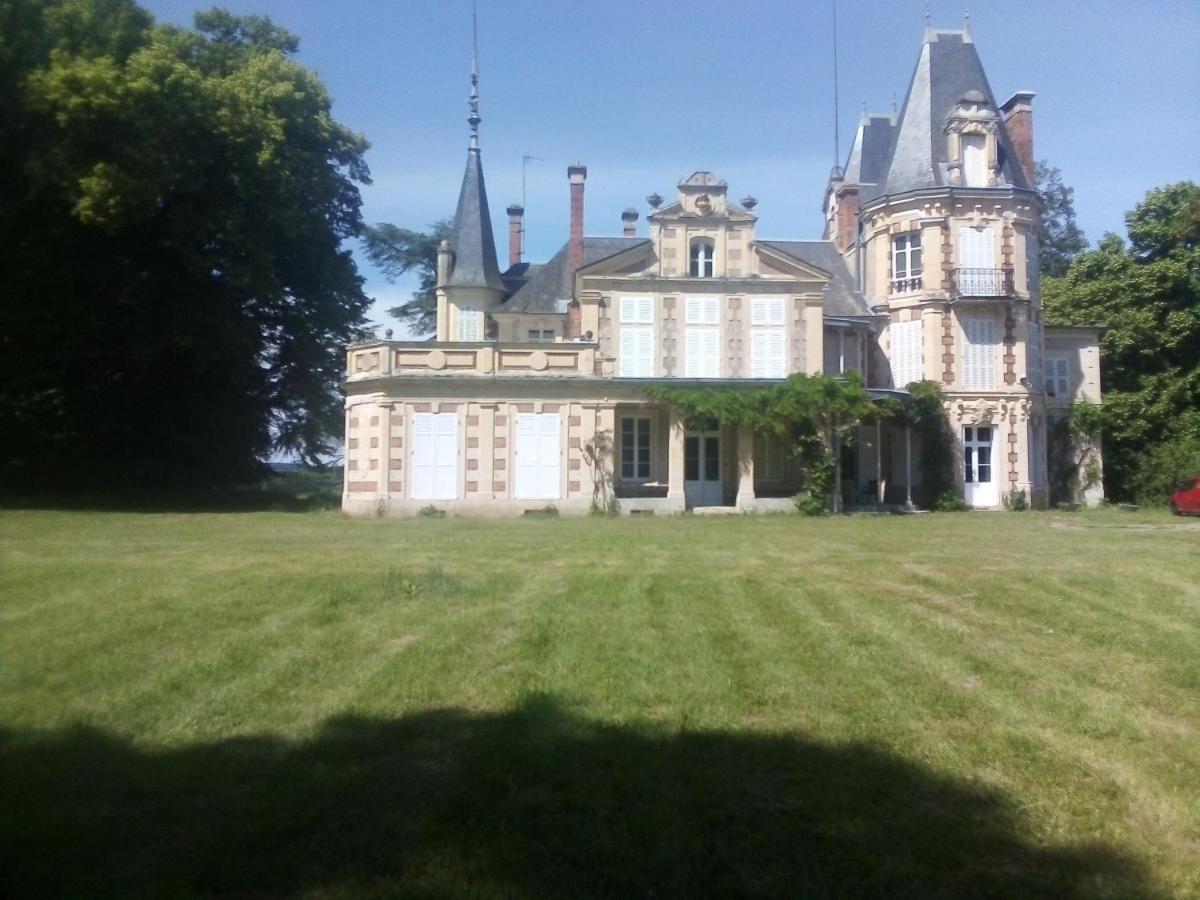 Chateau De Maucouvent Challuy Eksteriør bilde