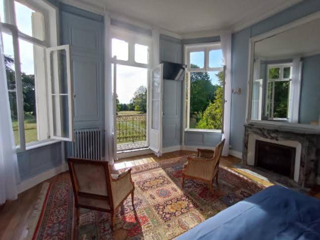 Chateau De Maucouvent Challuy Eksteriør bilde