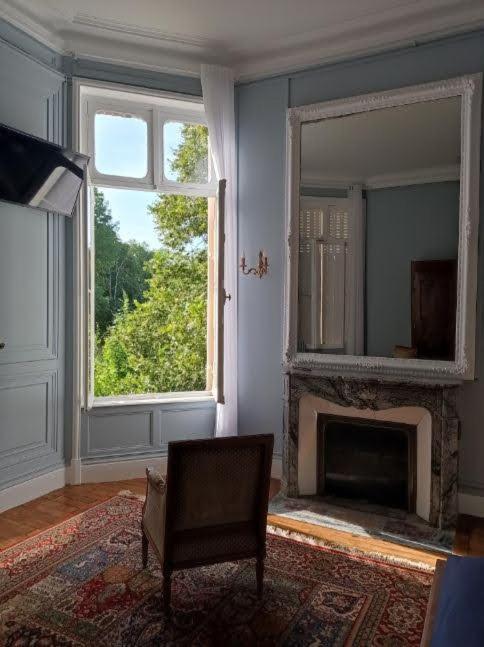 Chateau De Maucouvent Challuy Eksteriør bilde